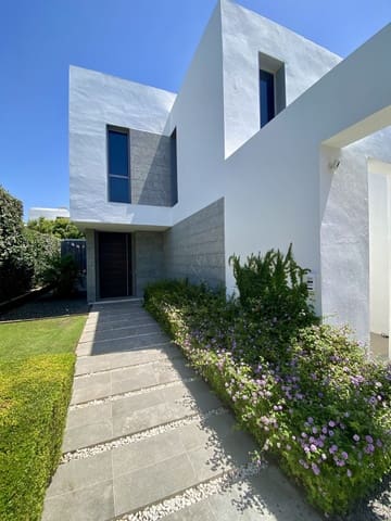 5 soveværelse Villa til salg i Cancelada, Estepona med swimmingpool garage - € 2.350.000 (Ref: 9367176)