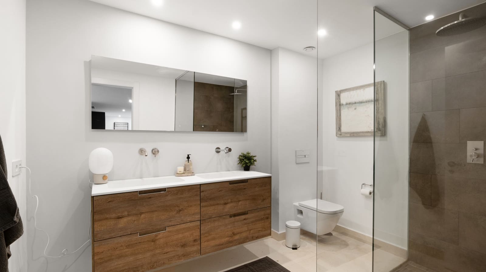 5 quarto Moradia Geminada para venda em Marbella com piscina garagem - 1 395 000 € (Ref: 9371889)