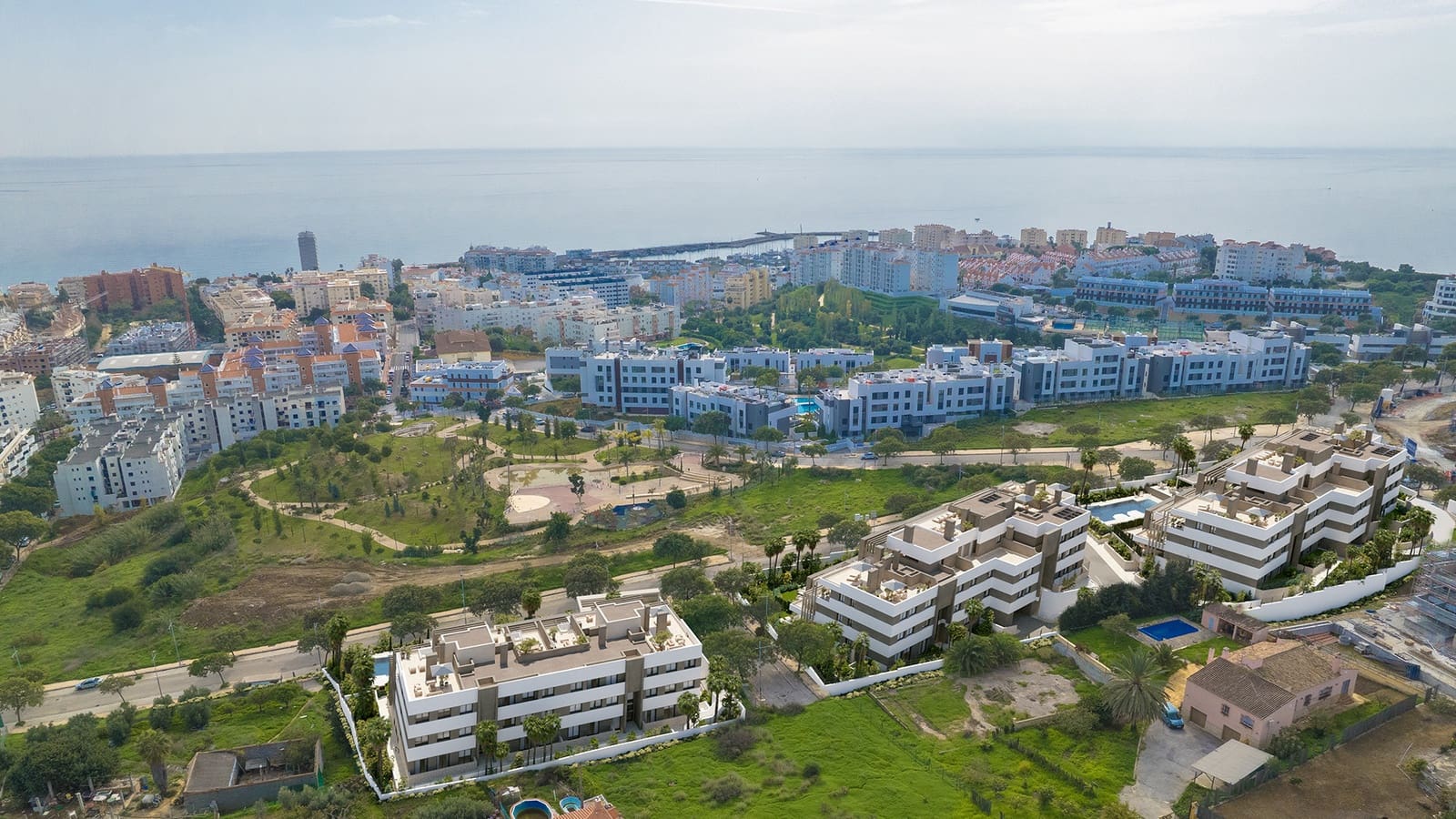 3 bedroom Apartment for sale in Estepona - € 760,000 (Ref: 9378847)