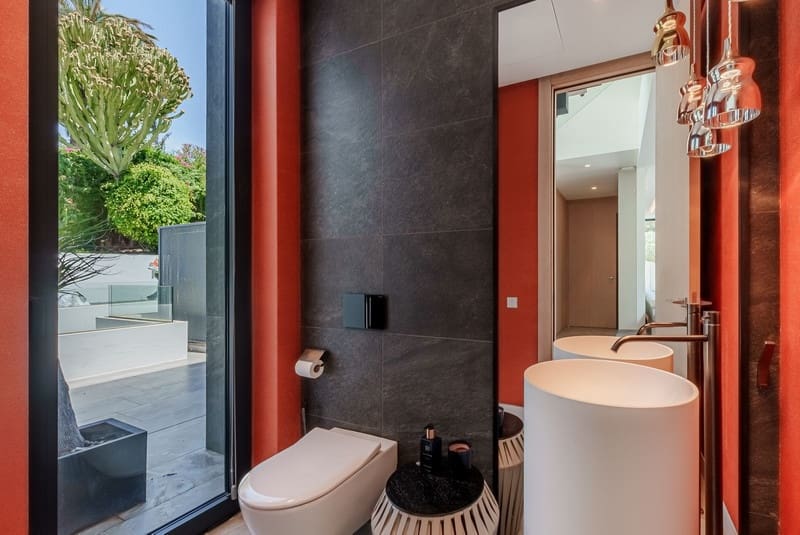 4 sovrum Villa till salu i Nueva Andalucia med pool garage - 3 900 000 € (Ref: 9393903)