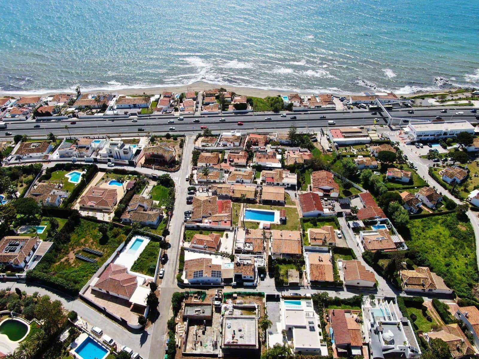 5 soverom Villa til salgs i El Chaparral med svømmebasseng garasje - € 1 450 000 (Ref: 9395826)