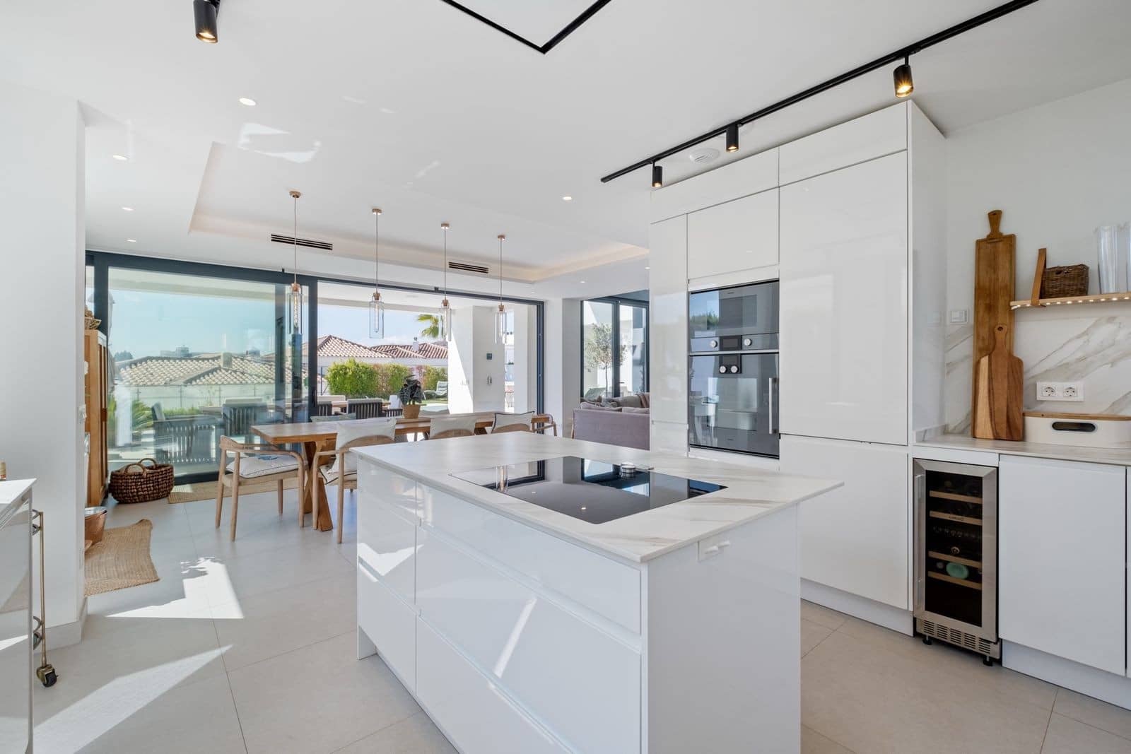 Chalet de 4 habitaciones en Riviera del Sol en venta con piscina garaje - 1.970.000 € (Ref: 9395827)