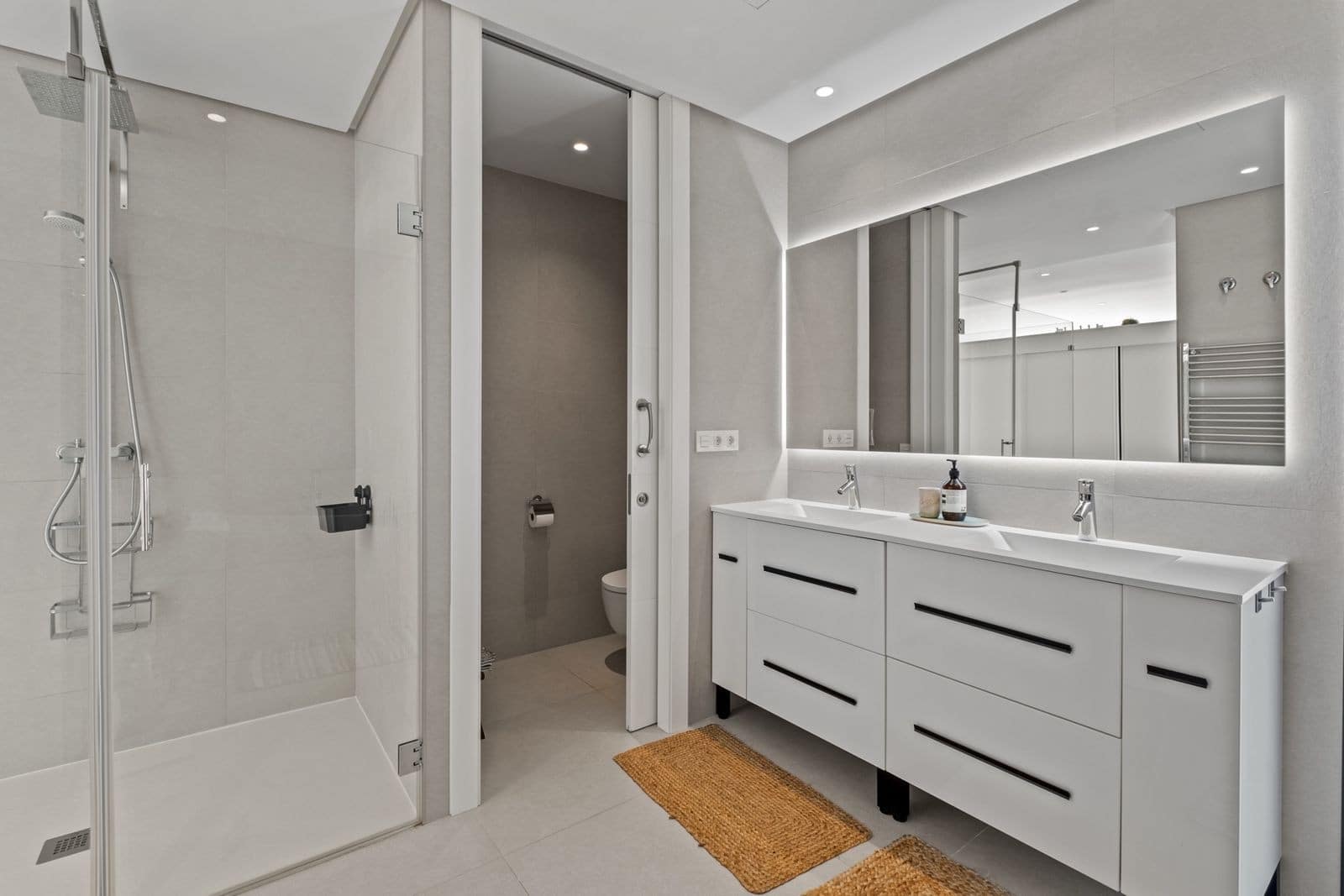 Chalet de 4 habitaciones en Riviera del Sol en venta con piscina garaje - 1.970.000 € (Ref: 9395827)