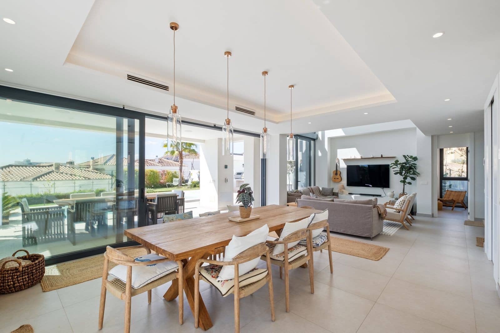 Chalet de 4 habitaciones en Riviera del Sol en venta con piscina garaje - 1.970.000 € (Ref: 9395827)