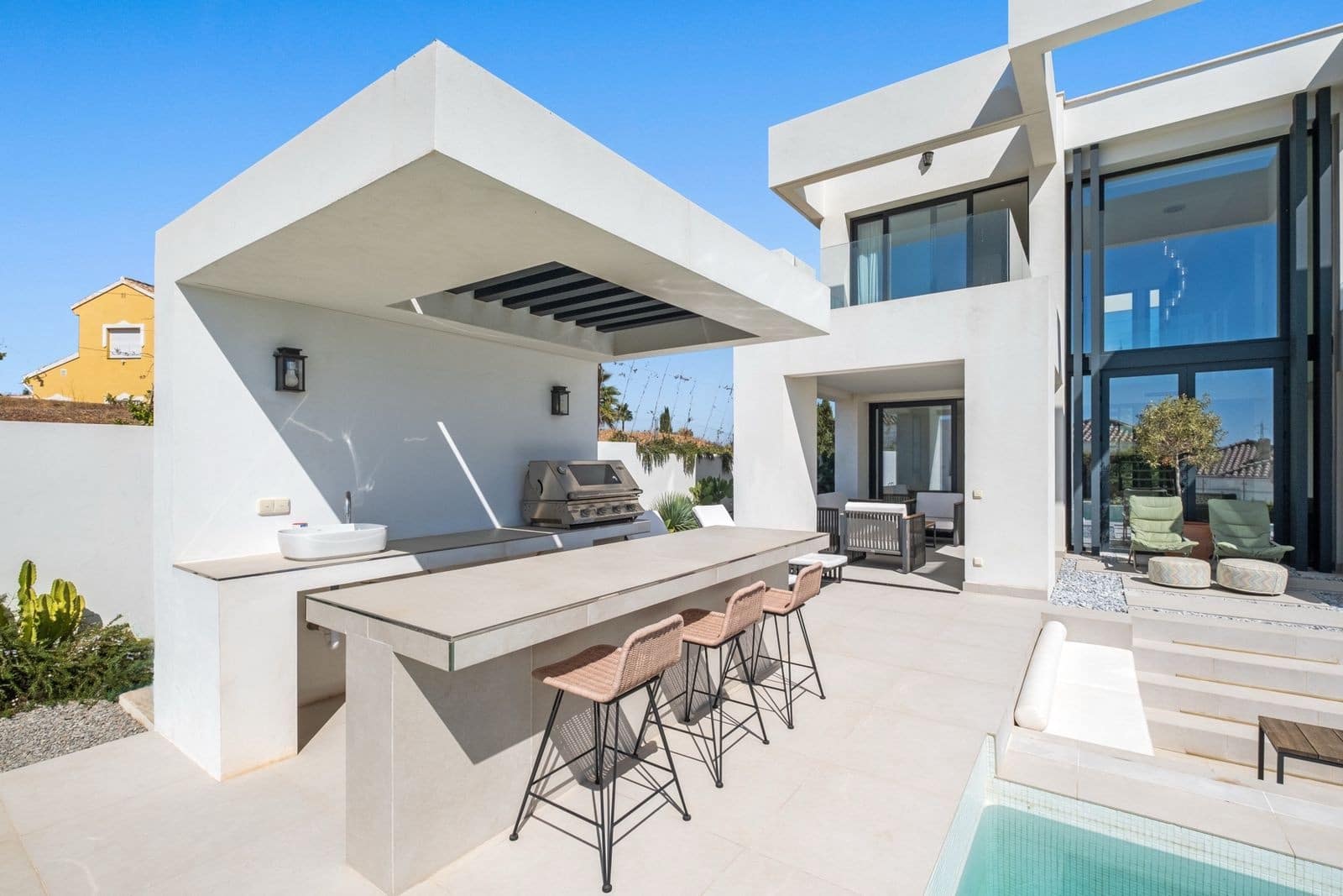 Chalet de 4 habitaciones en Riviera del Sol en venta con piscina garaje - 1.970.000 € (Ref: 9395827)