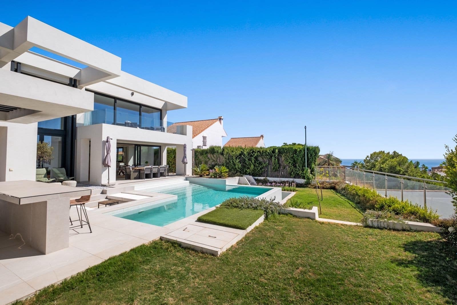 Chalet de 4 habitaciones en Riviera del Sol en venta con piscina garaje - 1.970.000 € (Ref: 9395827)