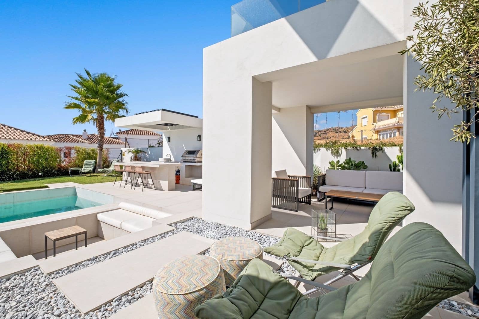 Chalet de 4 habitaciones en Riviera del Sol en venta con piscina garaje - 1.970.000 € (Ref: 9395827)