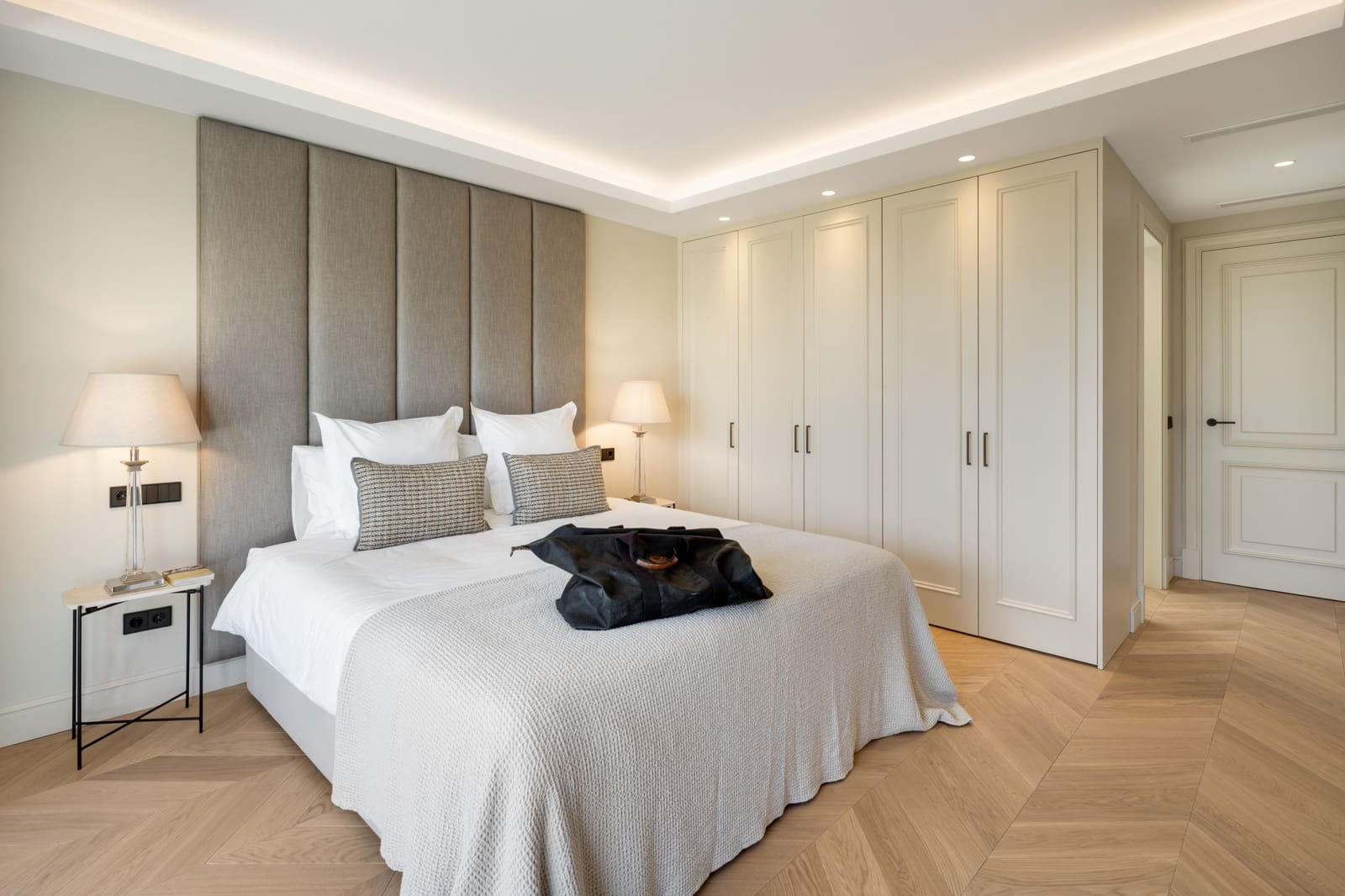 4 sovrum Villa till salu i Marbella med pool garage - 3 195 000 € (Ref: 9400654)