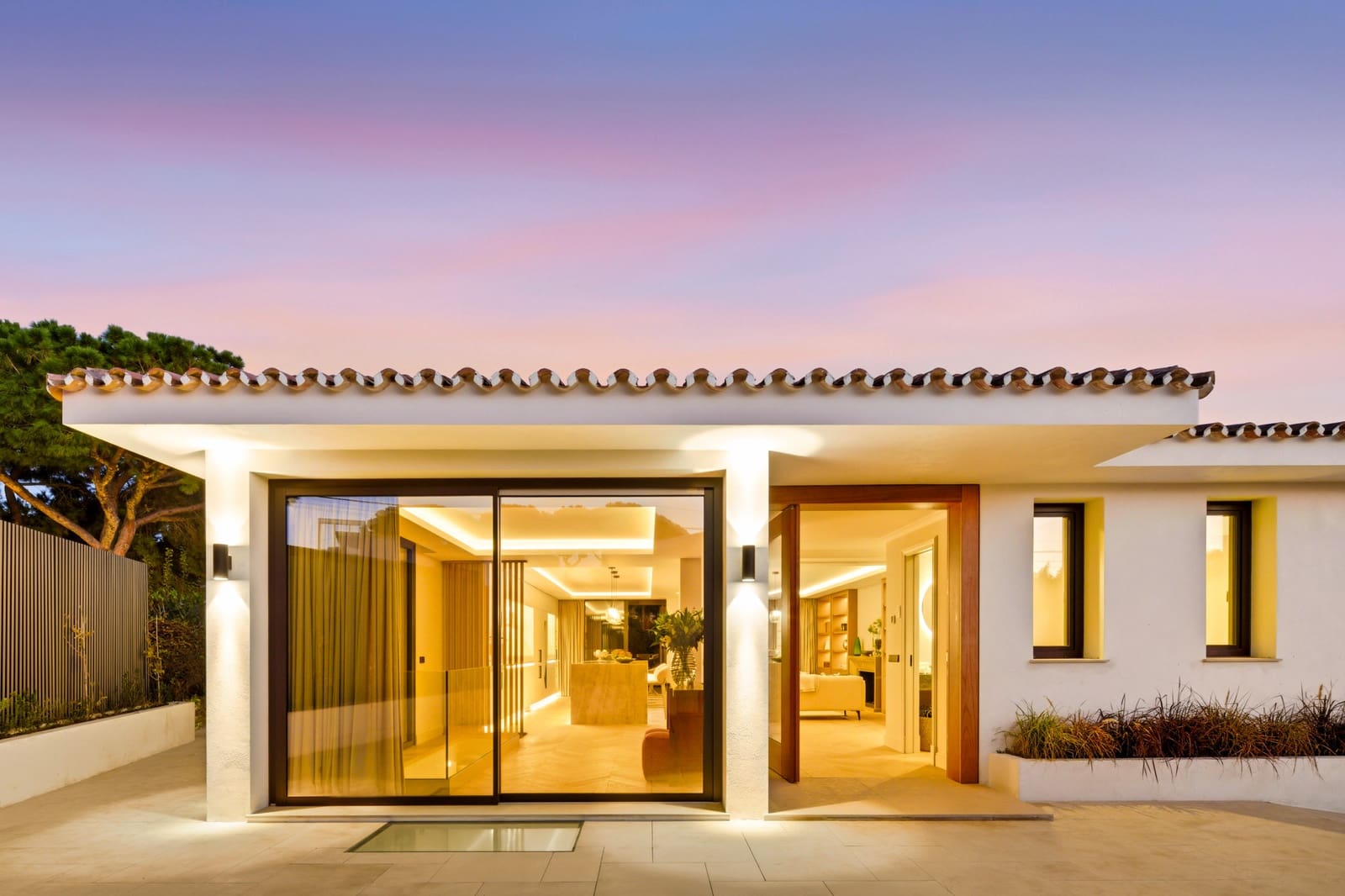 4 sovrum Villa till salu i Marbella med pool garage - 3 195 000 € (Ref: 9400654)