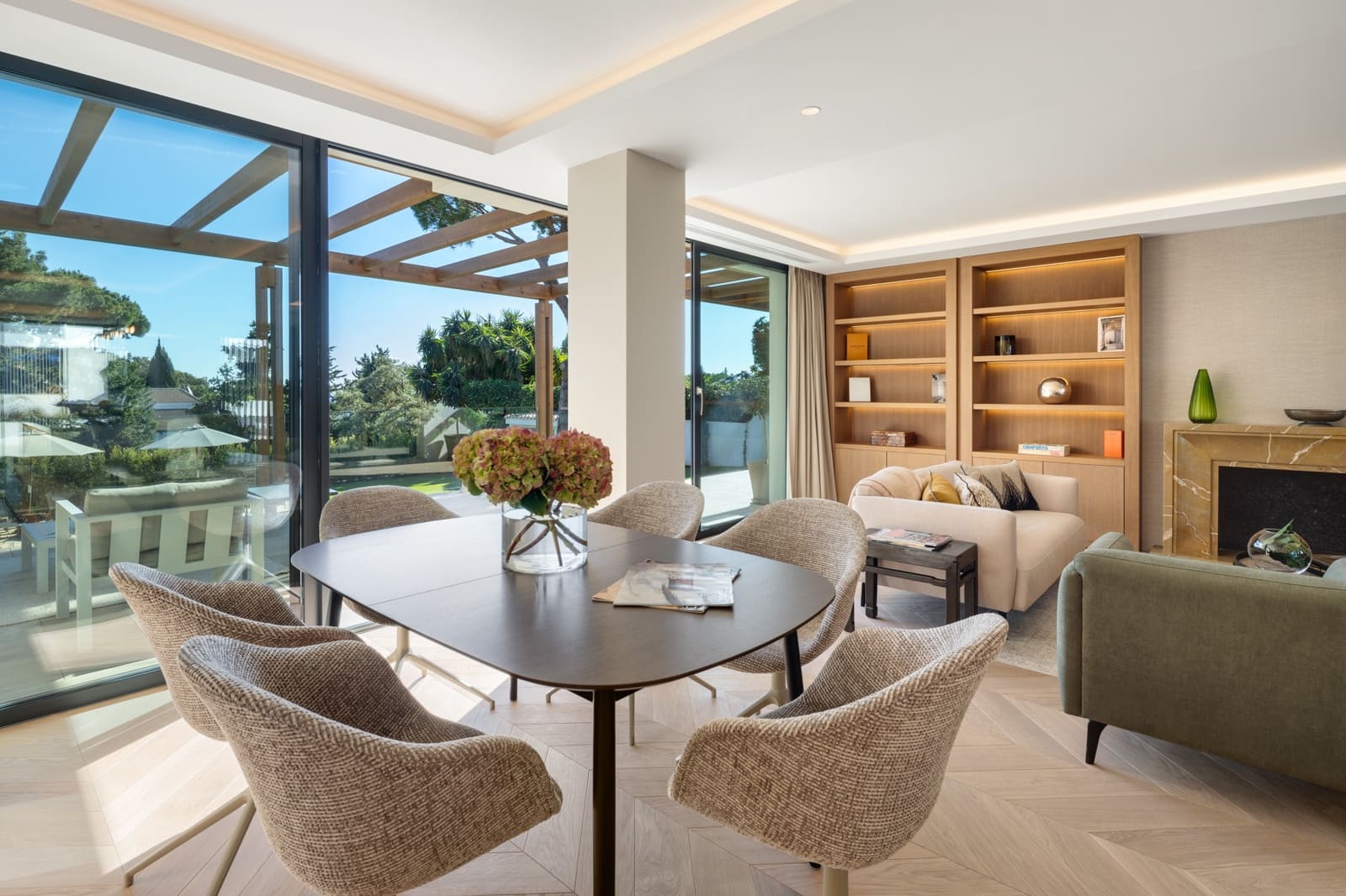 4 sovrum Villa till salu i Marbella med pool garage - 3 195 000 € (Ref: 9400654)