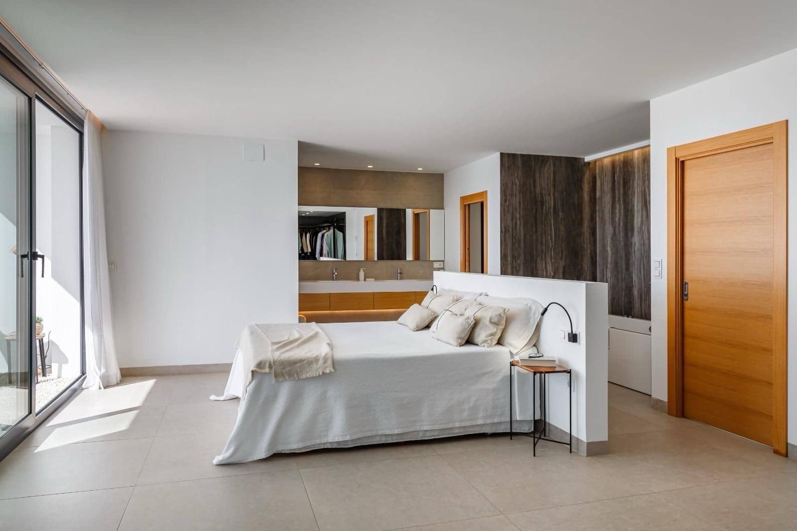 4 sypialnia Willa na sprzedaż w Benalmadena Costa z basenem garażem - 2 490 000 € (Ref: 9400661)