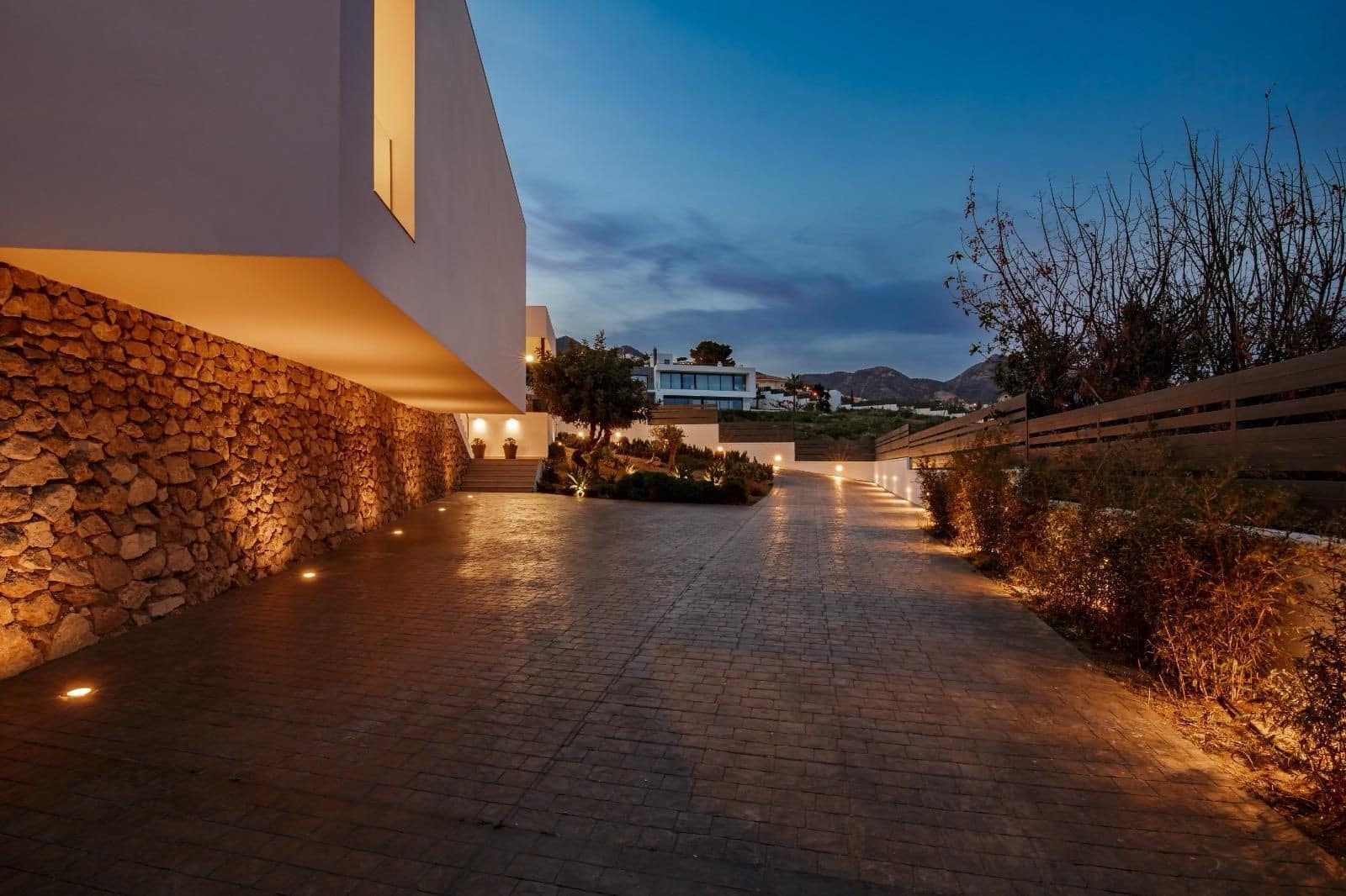 4 sypialnia Willa na sprzedaż w Benalmadena Costa z basenem garażem - 2 490 000 € (Ref: 9400661)