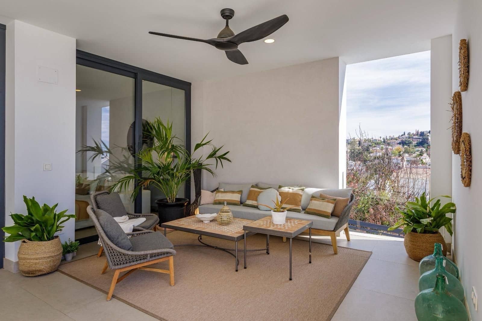 4 sypialnia Willa na sprzedaż w Benalmadena Costa z basenem garażem - 2 490 000 € (Ref: 9400661)