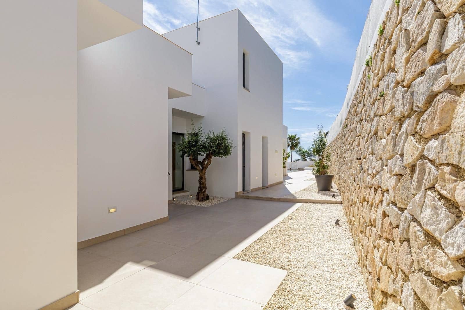 4 sypialnia Willa na sprzedaż w Benalmadena Costa z basenem garażem - 2 490 000 € (Ref: 9400661)