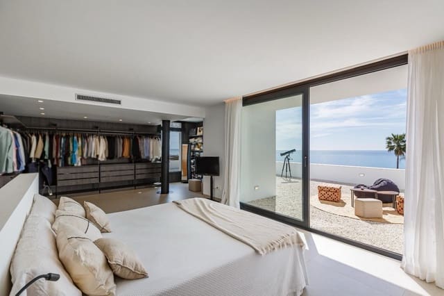 4 soverom Villa til salgs i Benalmadena Costa, Benalmádena med svømmebasseng garasje - € 2 490 000 (Ref: 9400661)