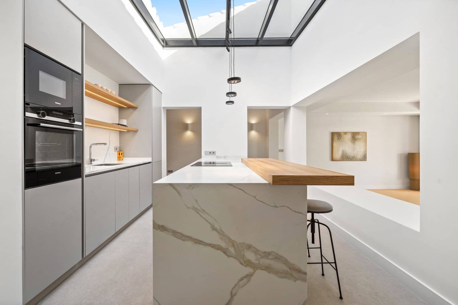 5 bedroom Villa for sale in Marbella with pool garage - € 3,895,000 (Ref: 9400662)