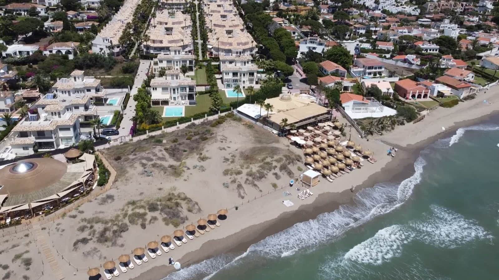 5 bedroom Villa for sale in Marbella with pool garage - € 3,950,000 (Ref: 9406349)