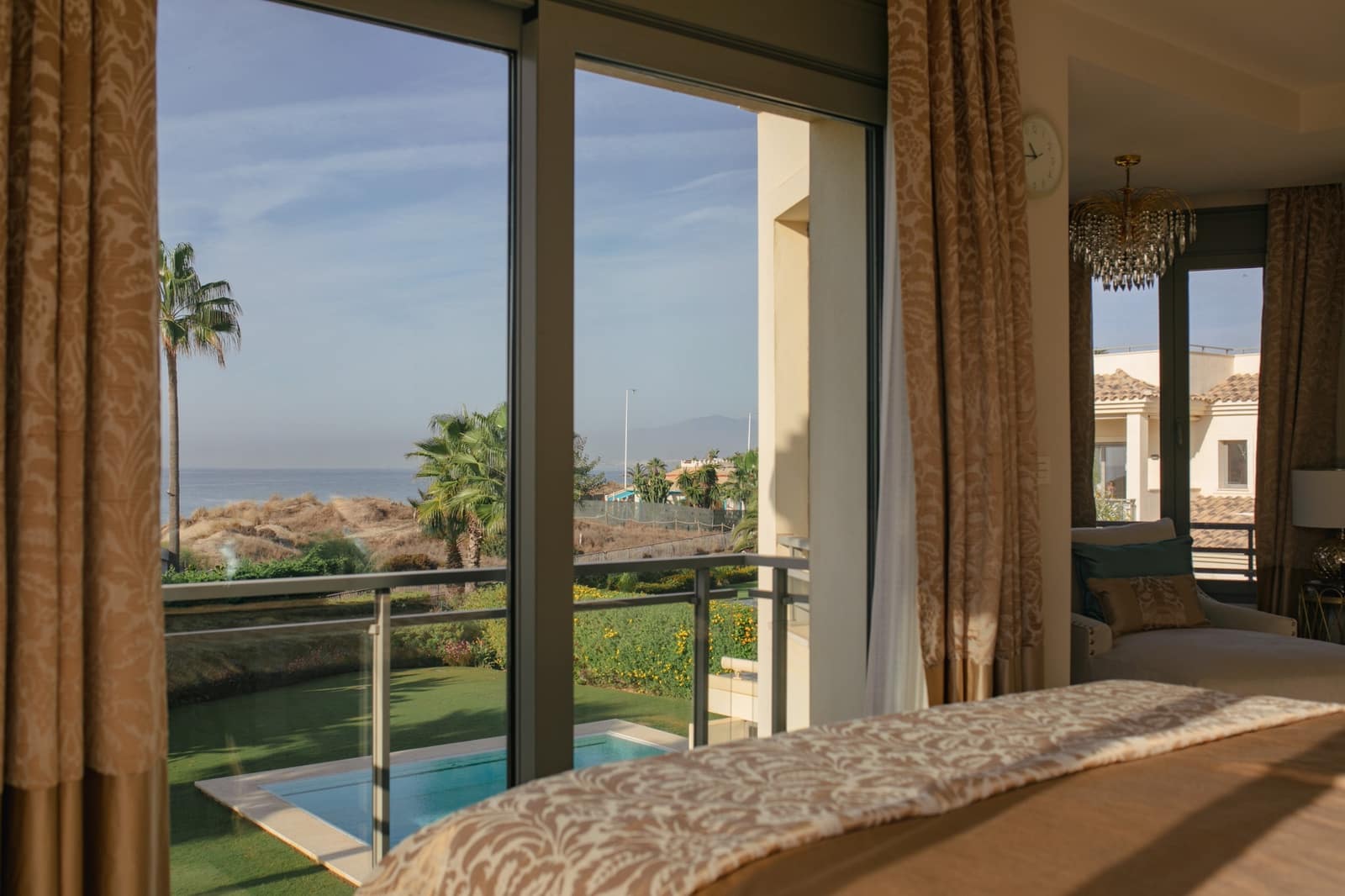 5 bedroom Villa for sale in Marbella with pool garage - € 3,950,000 (Ref: 9406349)