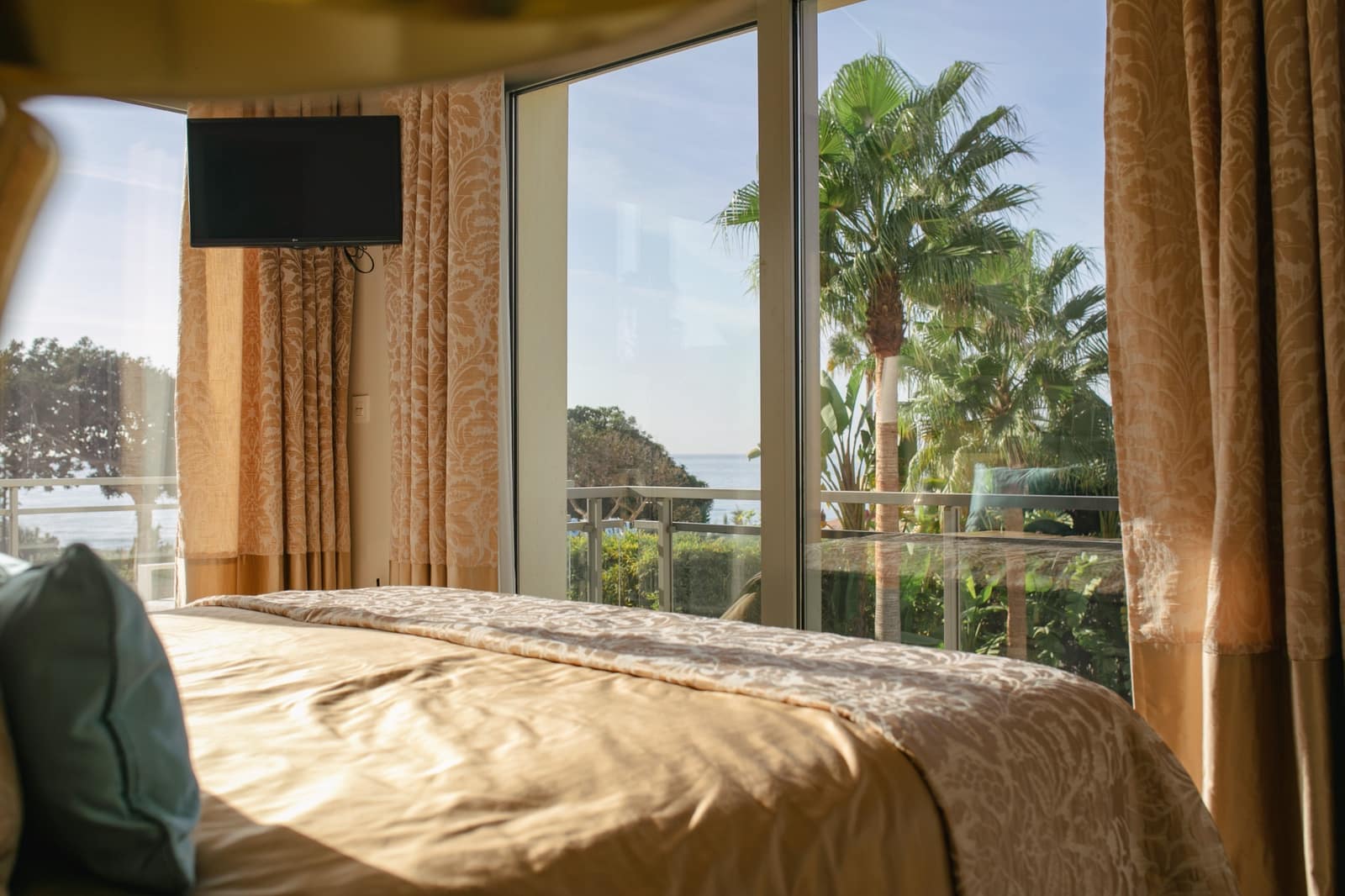 5 bedroom Villa for sale in Marbella with pool garage - € 3,950,000 (Ref: 9406349)