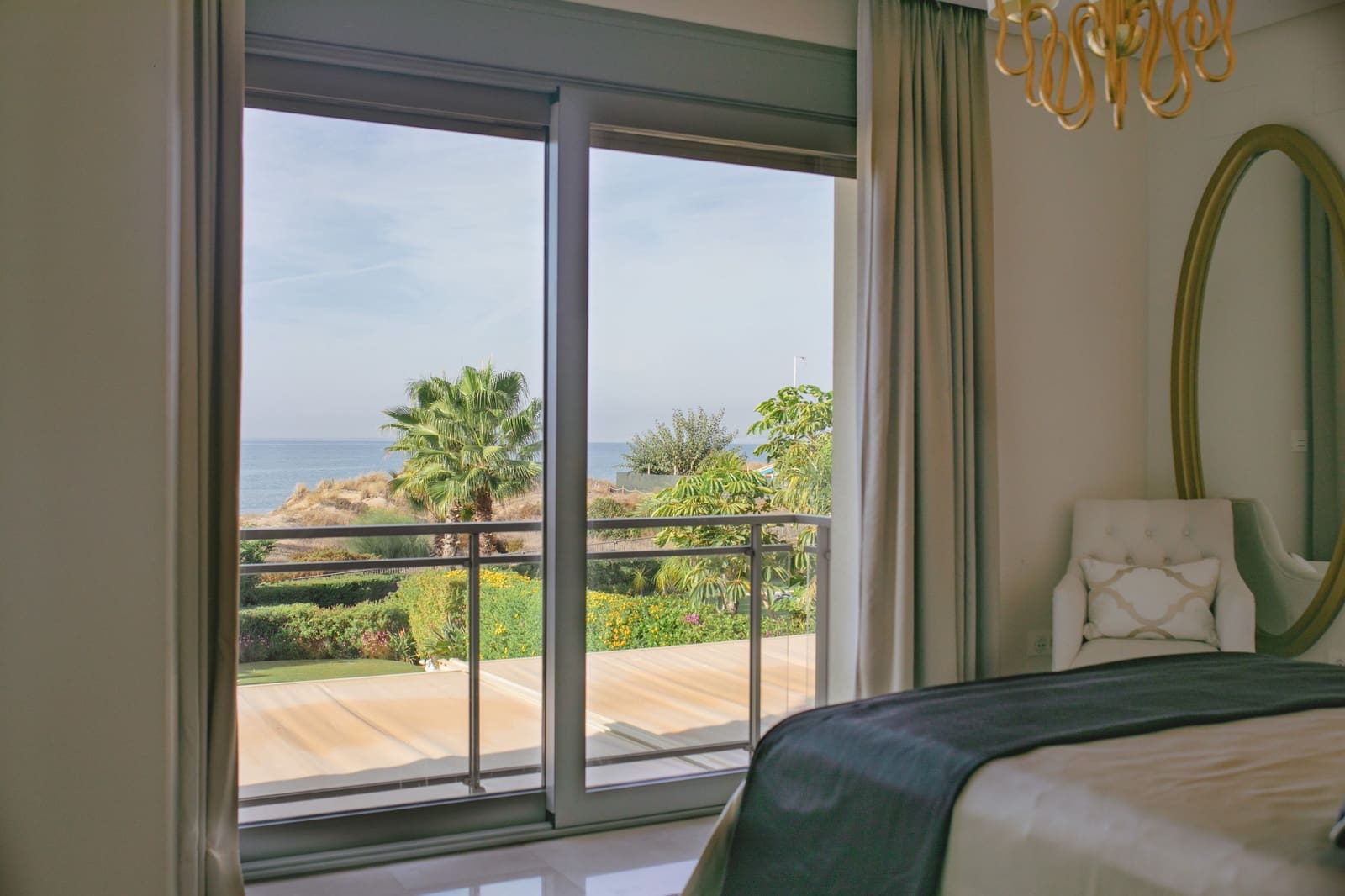 5 bedroom Villa for sale in Marbella with pool garage - € 3,950,000 (Ref: 9406349)