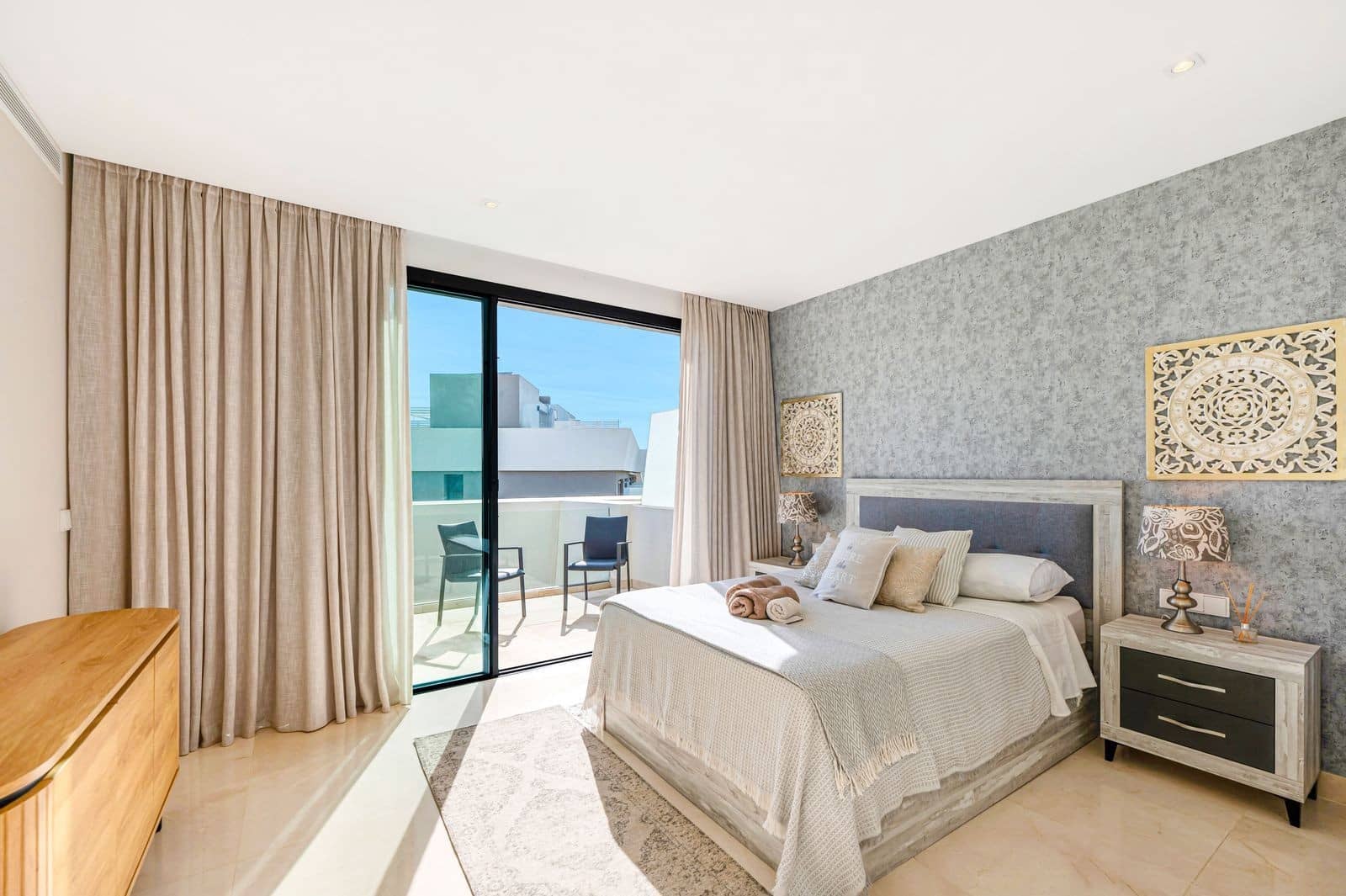 4 sovrum Hus till salu i La Cala de Mijas med pool garage - 1 215 000 € (Ref: 9410734)