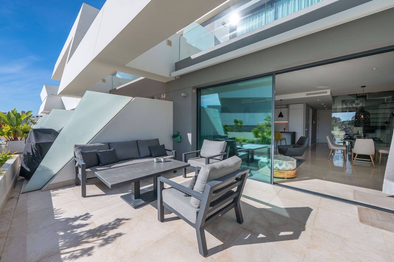 4 sovrum Hus till salu i La Cala de Mijas med pool garage - 1 215 000 € (Ref: 9410734)