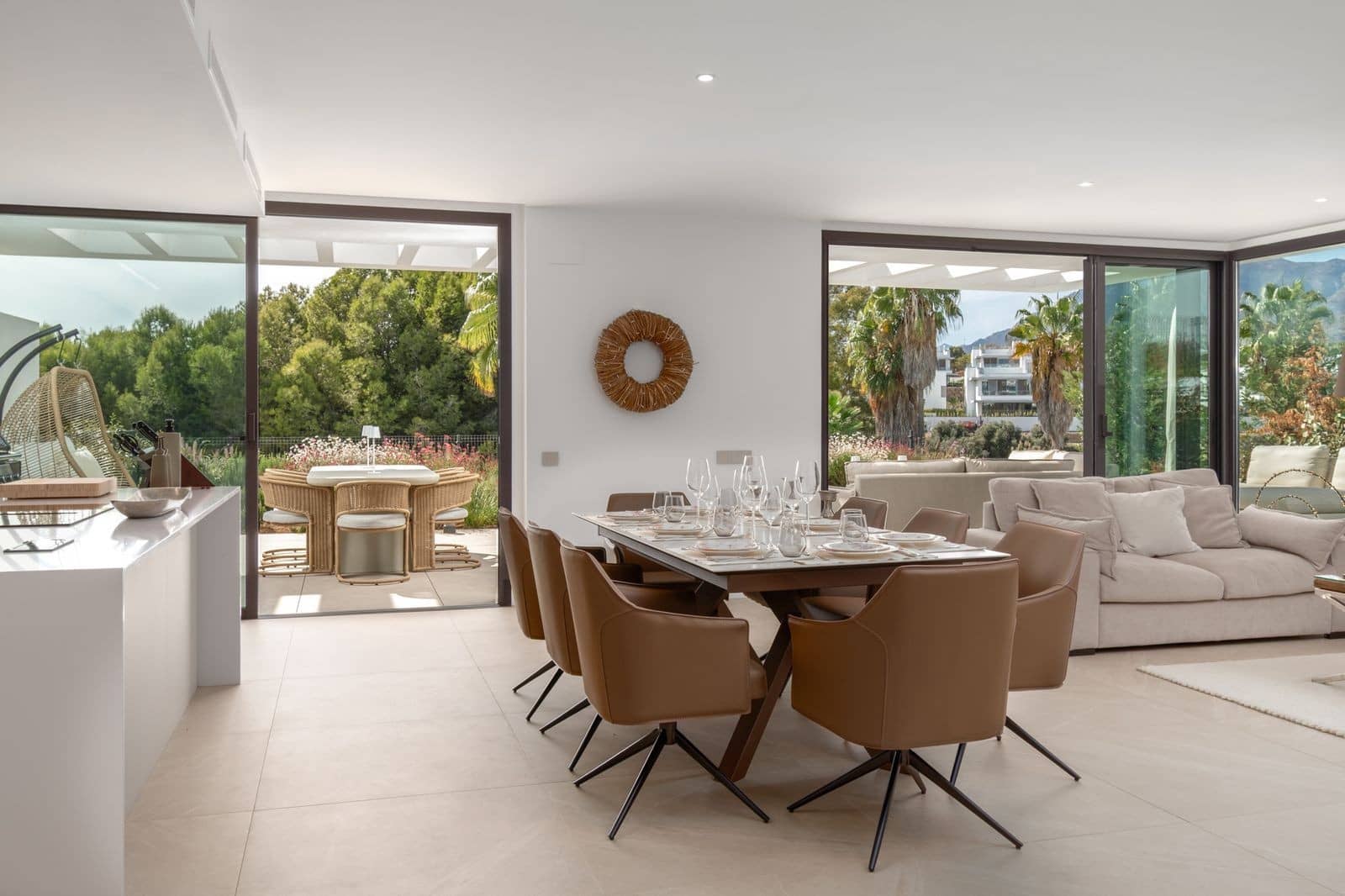 4 chambre Villa/Maison Semi-Mitoyenne à vendre à Marbella avec piscine garage - 2 095 000 € (Ref: 9419115)