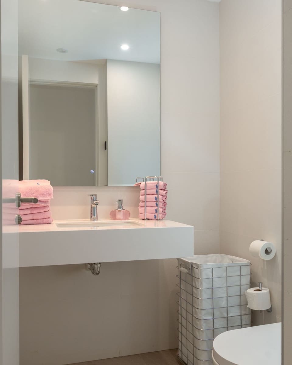 4 chambre Villa/Maison Semi-Mitoyenne à vendre à Marbella avec piscine garage - 2 095 000 € (Ref: 9419115)