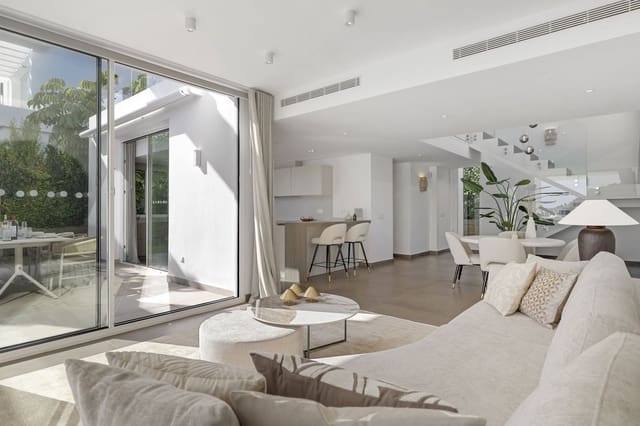 3 sypialnia Willa na sprzedaż w Mijas pueblo, Mijas z basenem garażem - 1 400 000 € (Ref: 9430913)