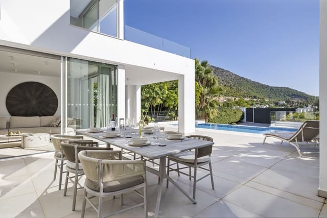 3 sypialnia Willa na sprzedaż w Mijas pueblo, Mijas z basenem garażem - 1 400 000 € (Ref: 9430913)