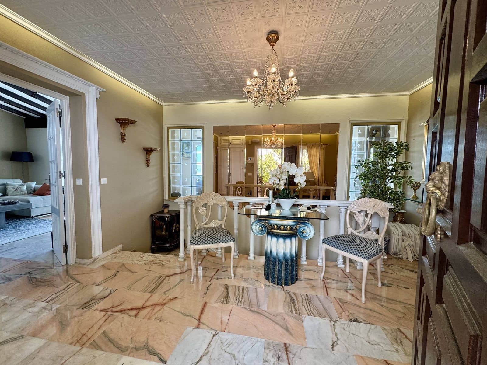 6 bedroom Villa for sale in Mijas with pool garage - € 1,450,000 (Ref: 9430916)