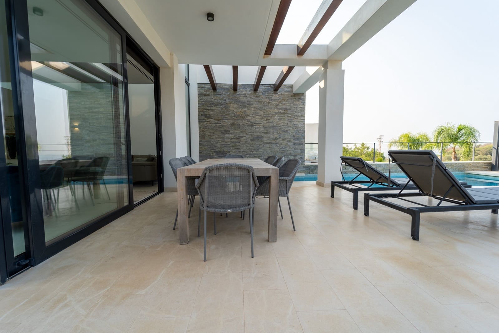 5 sovrum Semi-fristående Villa till salu i Marbella med pool garage - 1 495 000 € (Ref: 9433100)