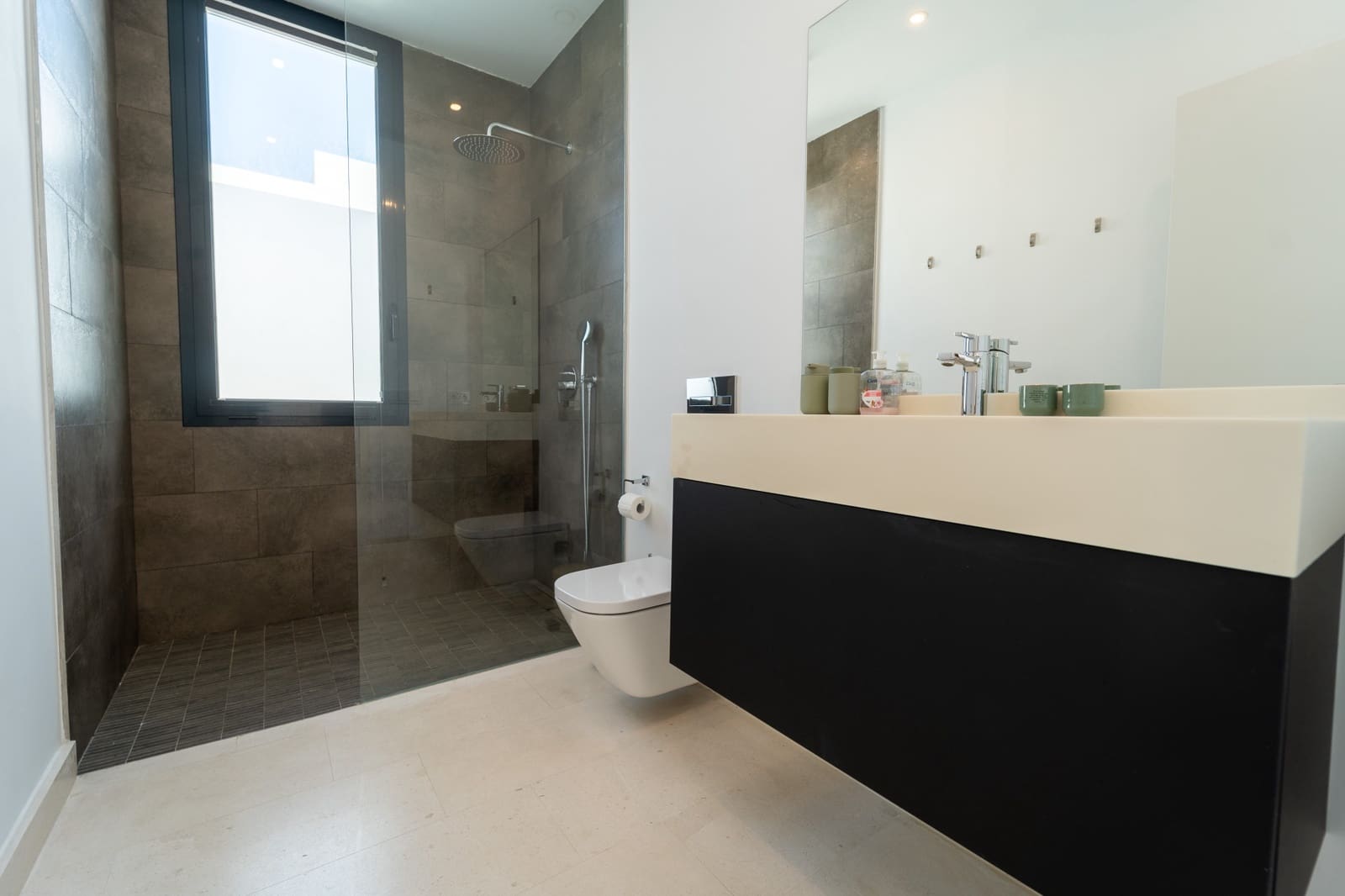 5 sovrum Semi-fristående Villa till salu i Marbella med pool garage - 1 495 000 € (Ref: 9433100)