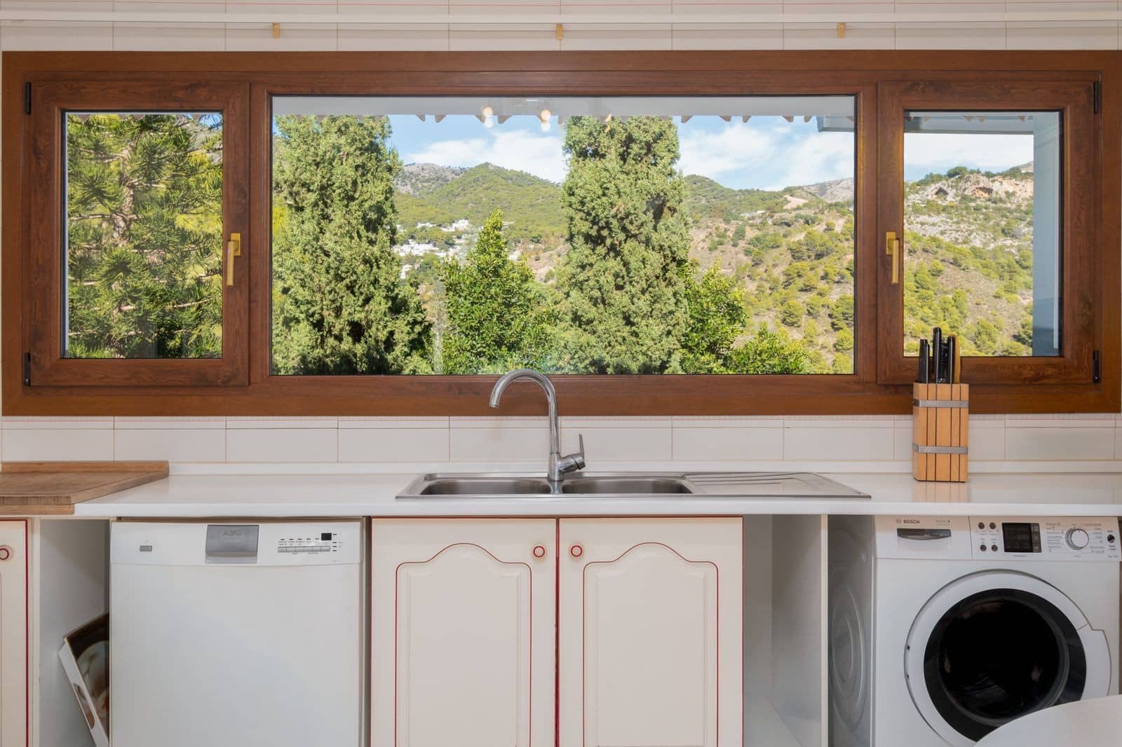 5 soveværelse Villa til salg i Mijas med swimmingpool garage - € 1.499.000 (Ref: 9439718)