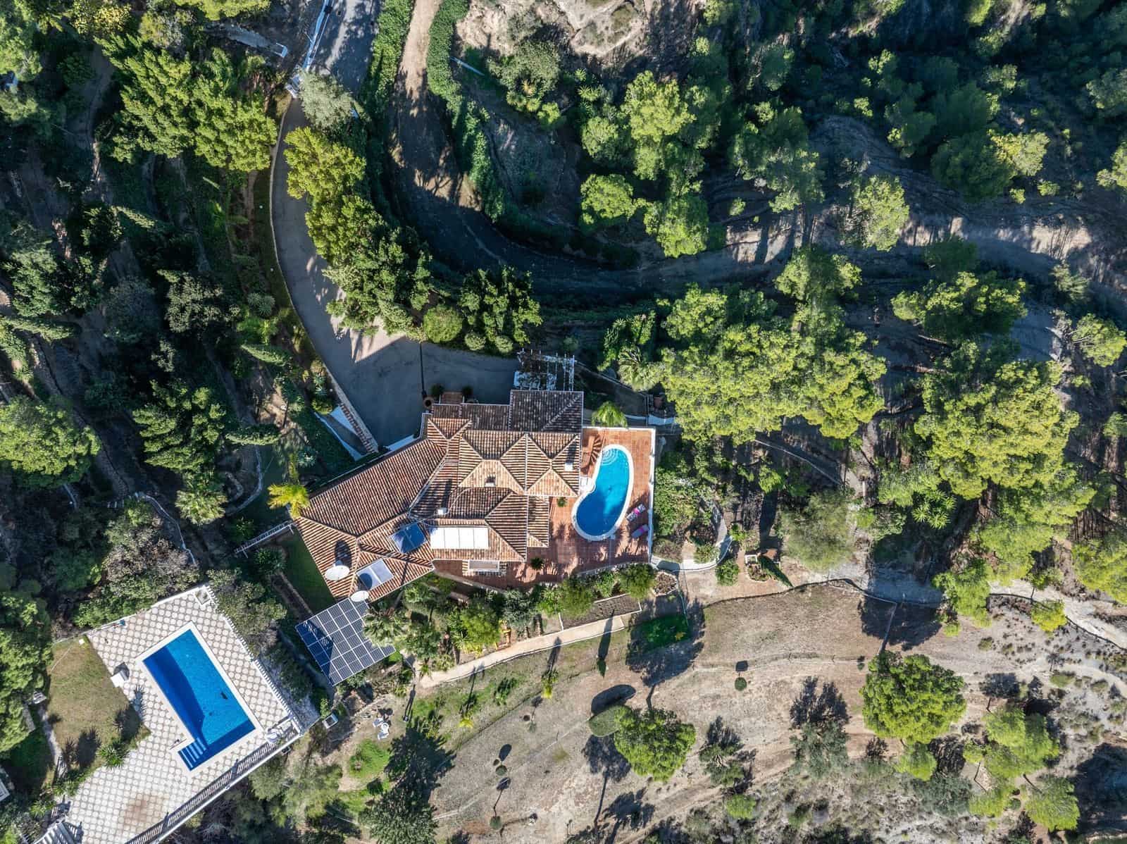 5 soveværelse Villa til salg i Mijas med swimmingpool garage - € 1.499.000 (Ref: 9439718)