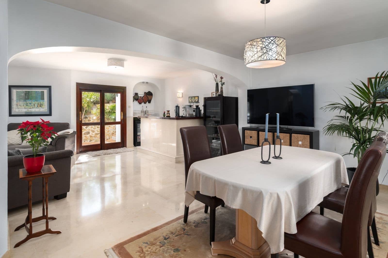 5 bedroom Villa for sale in Mijas with pool garage - € 1,499,000 (Ref: 9439718)