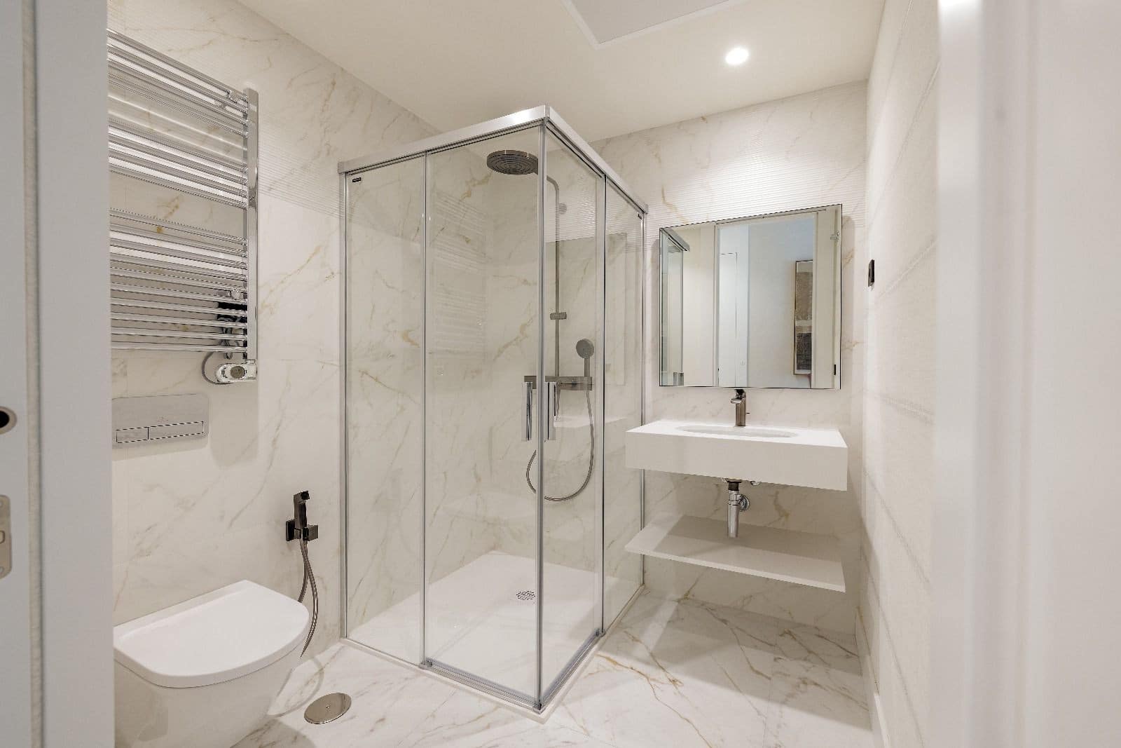 5 quarto Apartamento para venda em Estepona com piscina - 1 738 140 € (Ref: 9441402)