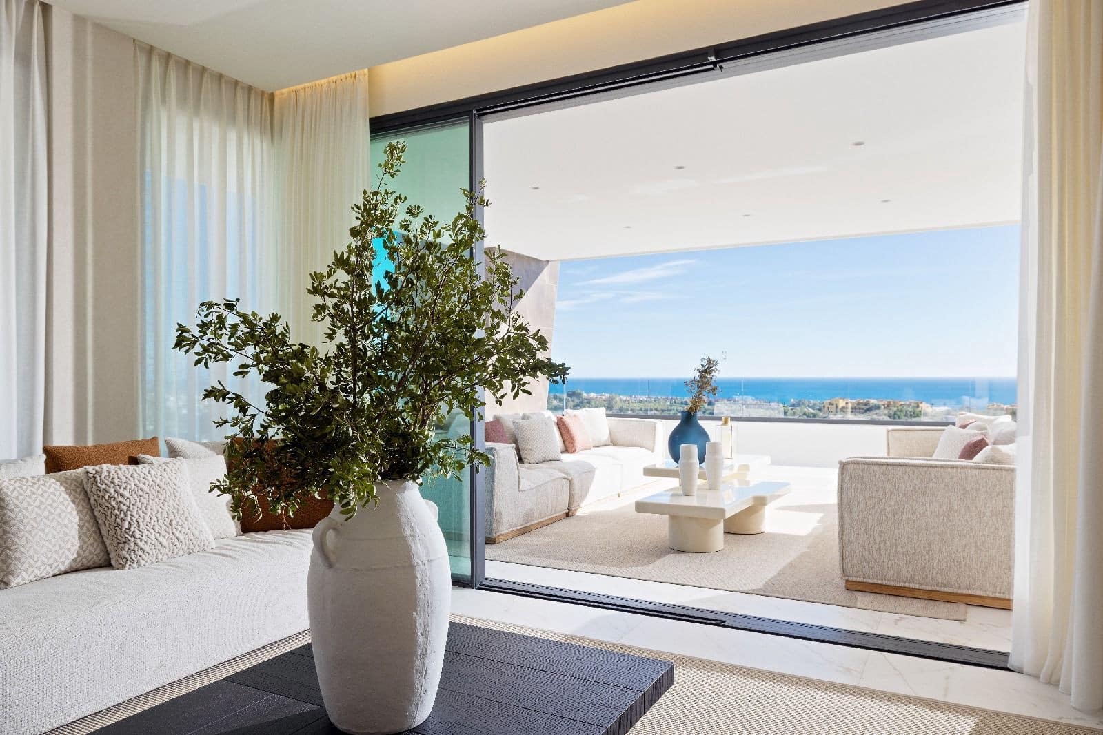 3 sovrum Lägenhet till salu i Estepona med pool - 1 387 000 € (Ref: 9441404)