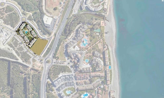 2 bedroom Apartment for sale in Estepona with pool garage - € 699,000 (Ref: 9443110)