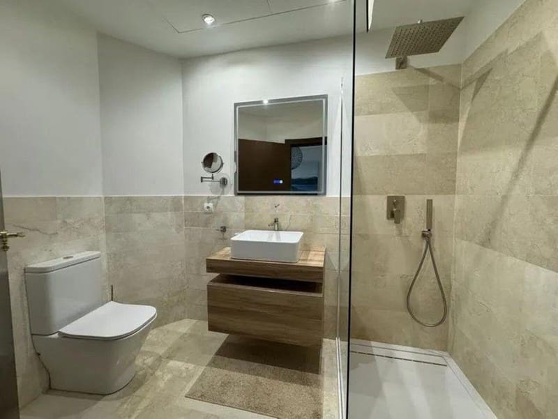 4 sovrum Villa till salu i Marbella - 1 895 000 € (Ref: 9443111)