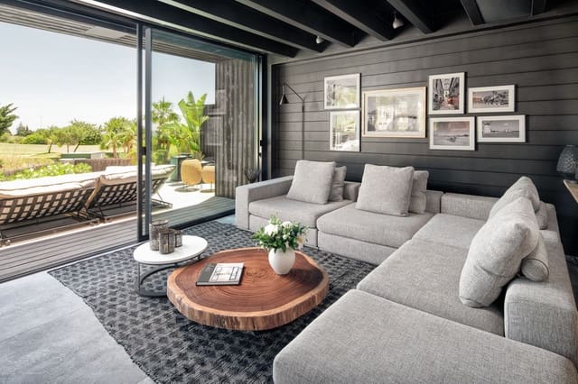 4 camera da letto Villa in vendita in Estepona con piscina garage - 1.450.000 € (Rif: 9448837)