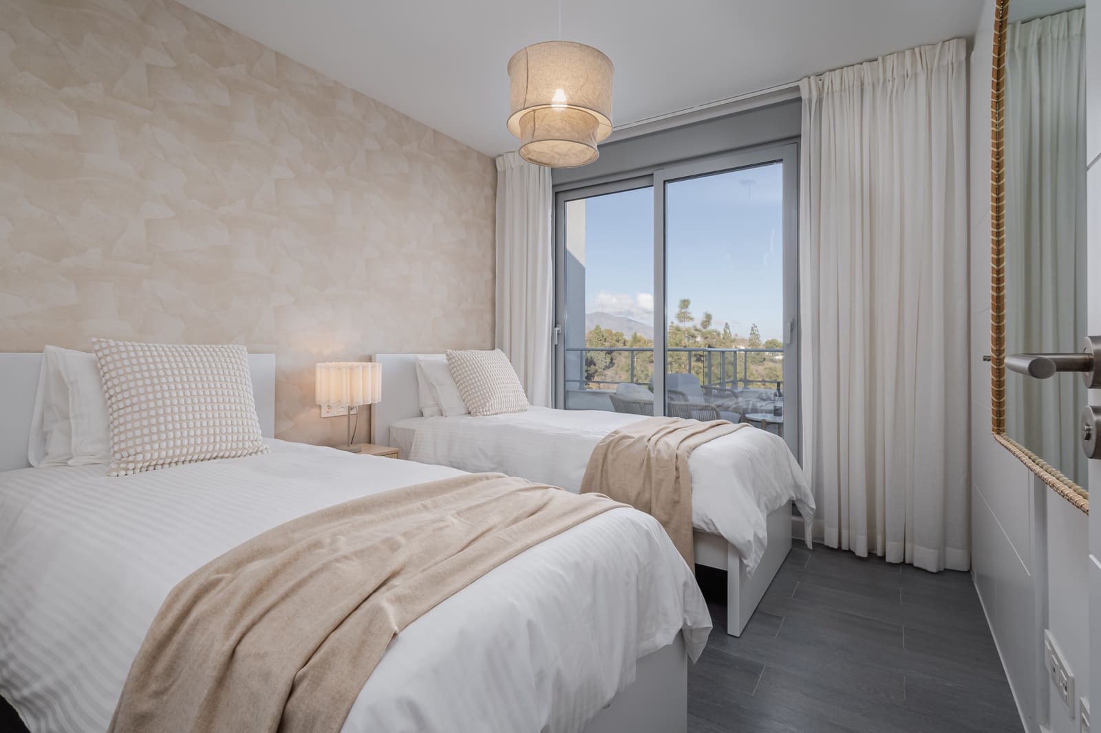 3 makuuhuone Kattohuoneisto myytävänä paikassa Mijas Costa mukana uima-altaan 
autotalli - 825 000 € (Ref: 9461883)