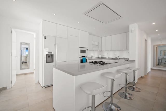 5 soverom Villa til salgs i Torrenueva, Mijas med svømmebasseng garasje - € 1 950 000 (Ref: 9465377)