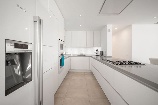 5 soverom Villa til salgs i Torrenueva, Mijas med svømmebasseng garasje - € 1 950 000 (Ref: 9465377)