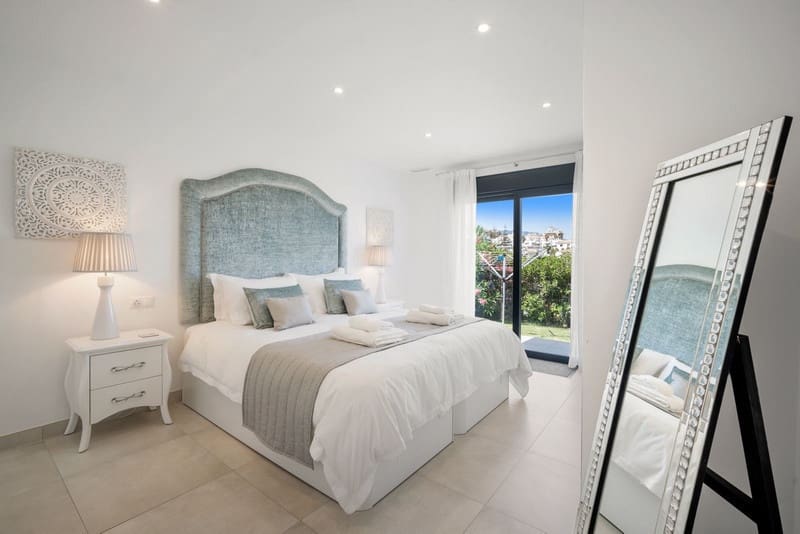 5 sovrum Villa till salu i Torrenueva med pool garage - 1 950 000 € (Ref: 9465377)