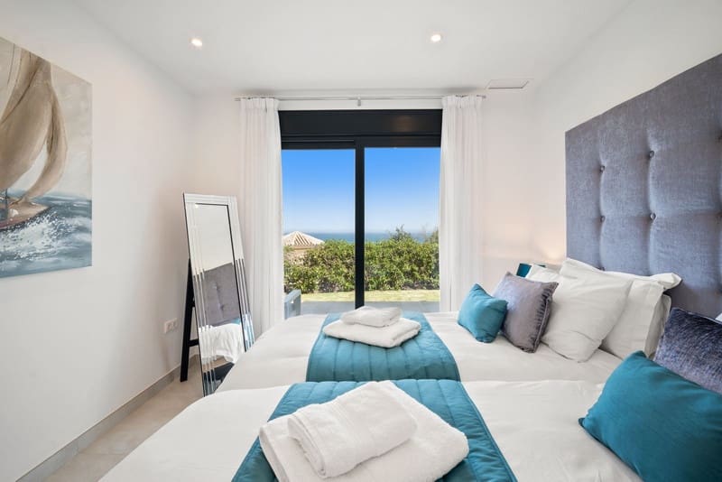 5 sovrum Villa till salu i Torrenueva med pool garage - 1 950 000 € (Ref: 9465377)