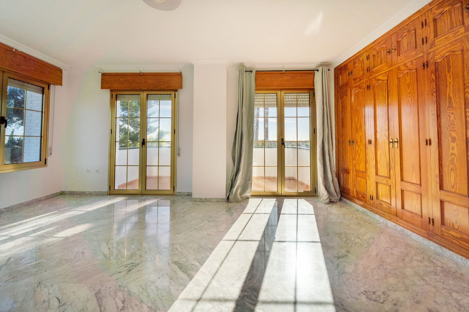 4 sypialnia Willa na sprzedaż w Cerro del Aguila z basenem garażem - 895 000 € (Ref: 9465379)