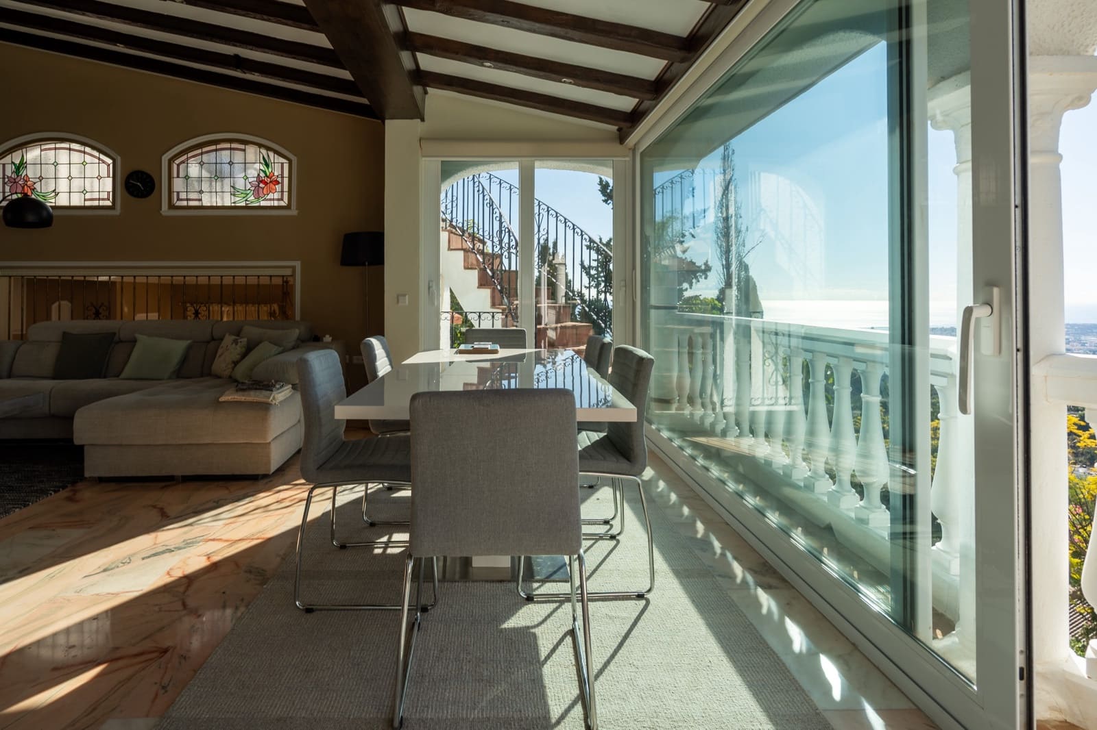 6 bedroom Villa for sale in Mijas with pool garage - € 1,450,000 (Ref: 9474774)