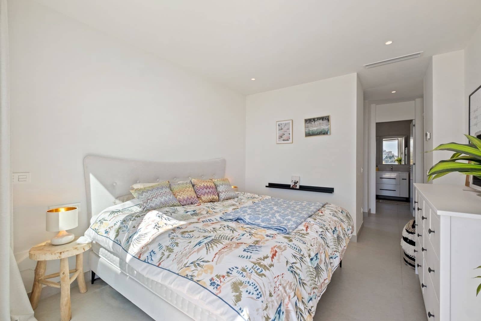 4 bedroom Villa for sale in Mijas Costa with pool garage - € 1,875,000 (Ref: 9483848)