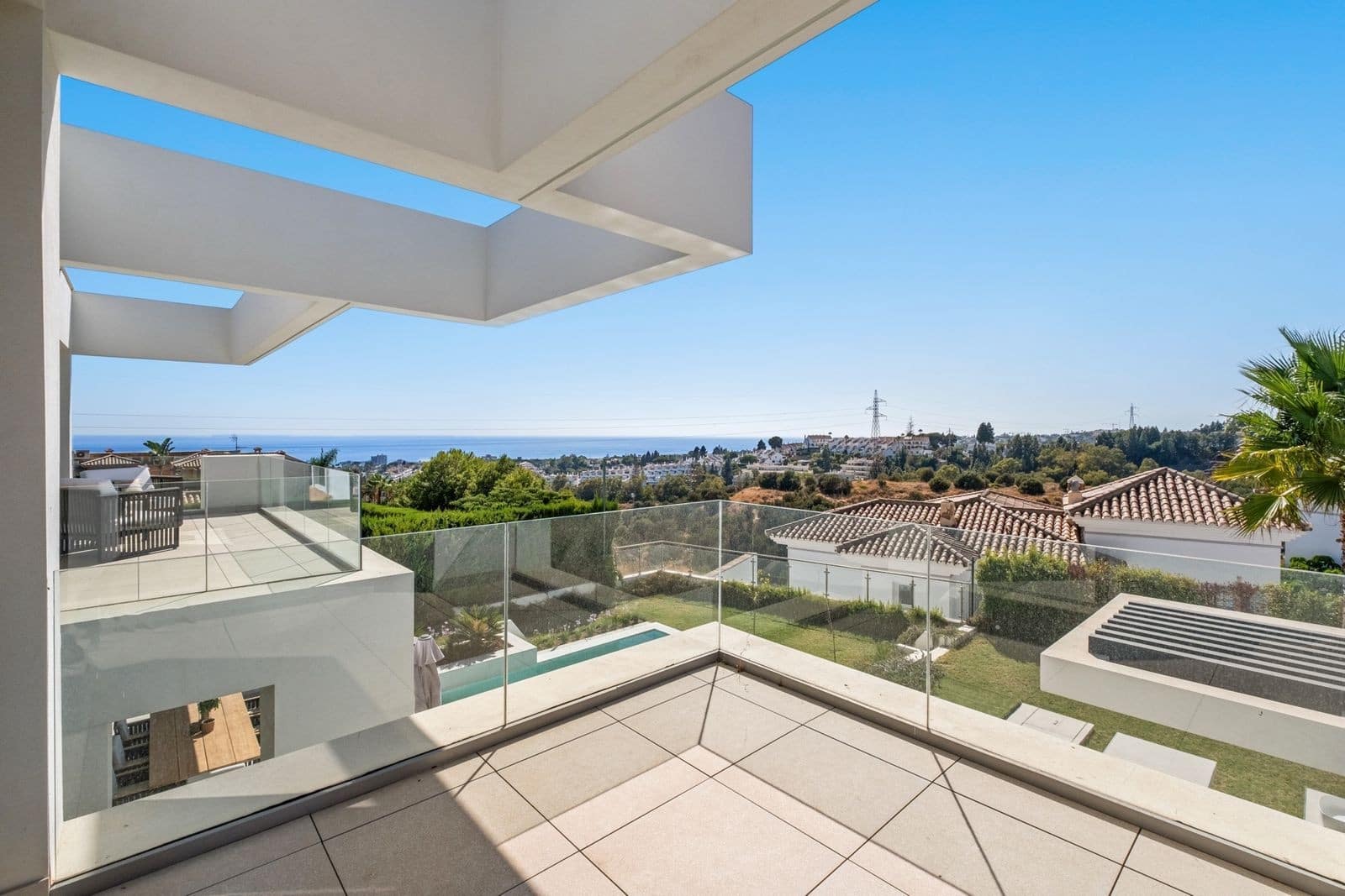 4 bedroom Villa for sale in Mijas Costa with pool garage - € 1,875,000 (Ref: 9483848)